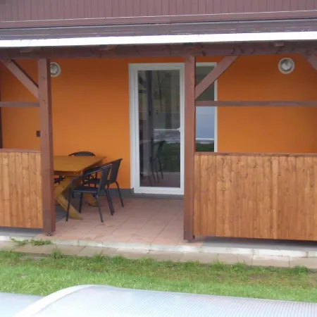 S Bazenem Orlik Holiday home *